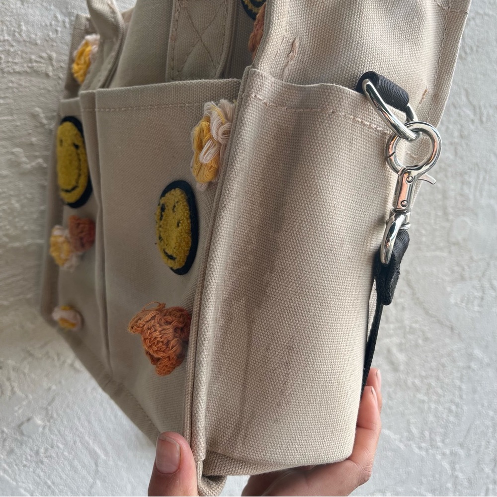 Zara Smiley tote - Picture 2 of 3